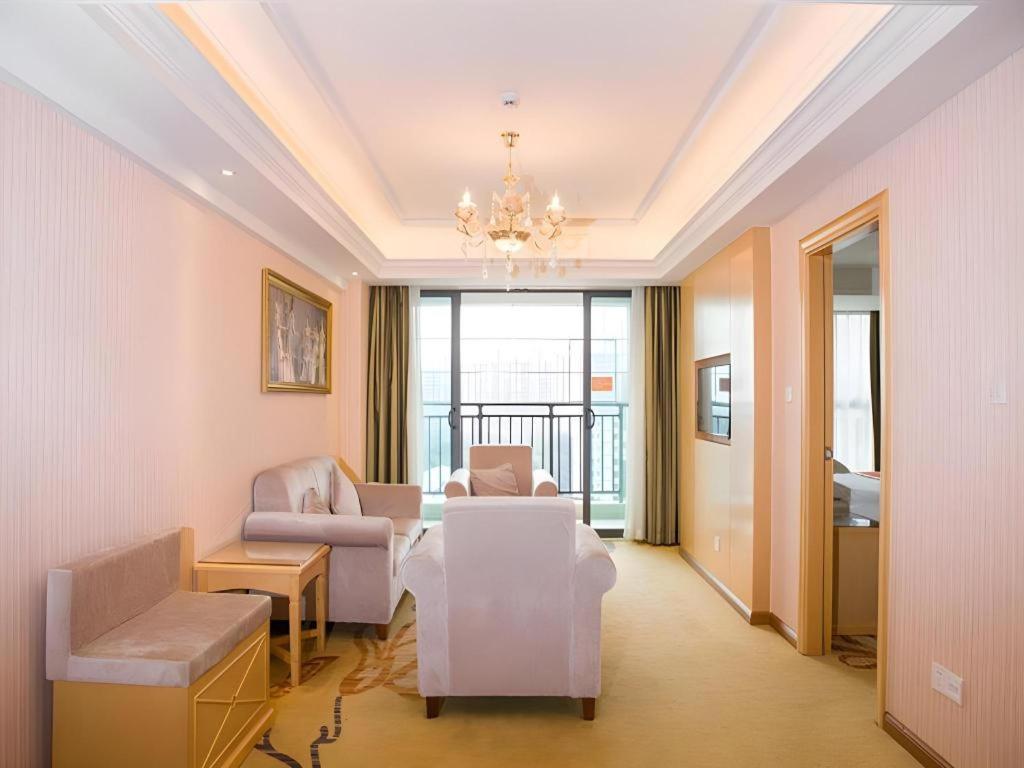 Vienna Classic Hotel Qingyuan Taihe Ancient Cave Scenic Area Exterior photo